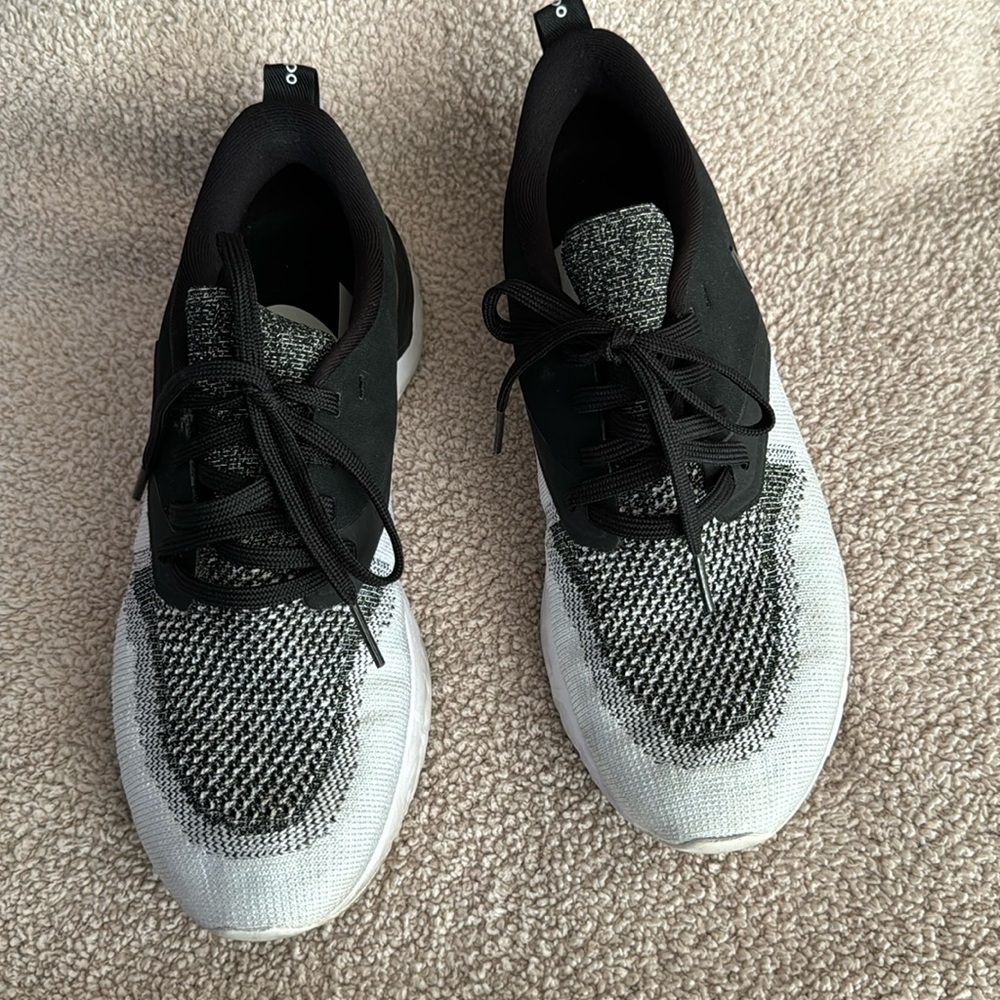 Nike Odyssey React 2 Flyknit - image 1